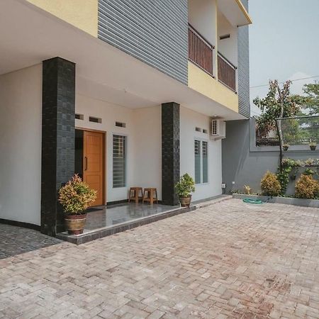 Reddoorz Syariah Near Pahoman Stadium Lampung Bandar Lampung Dış mekan fotoğraf