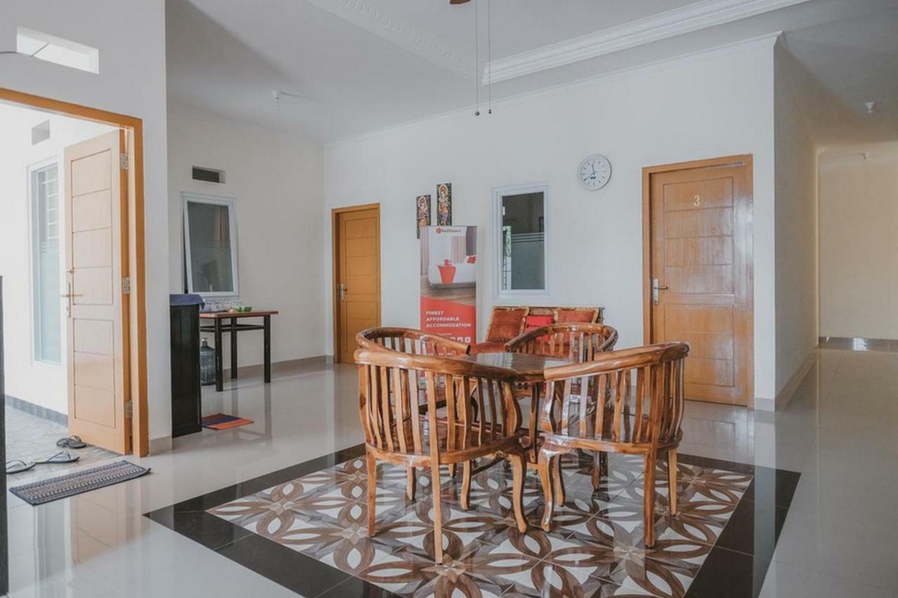 Reddoorz Syariah Near Pahoman Stadium Lampung Bandar Lampung Dış mekan fotoğraf